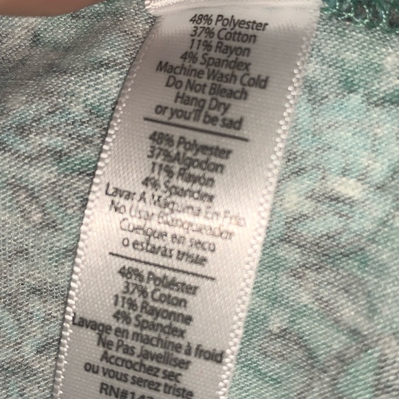 XS Lularoe Women’s Perfect T shirt blouse floral - Picture 5 of 6